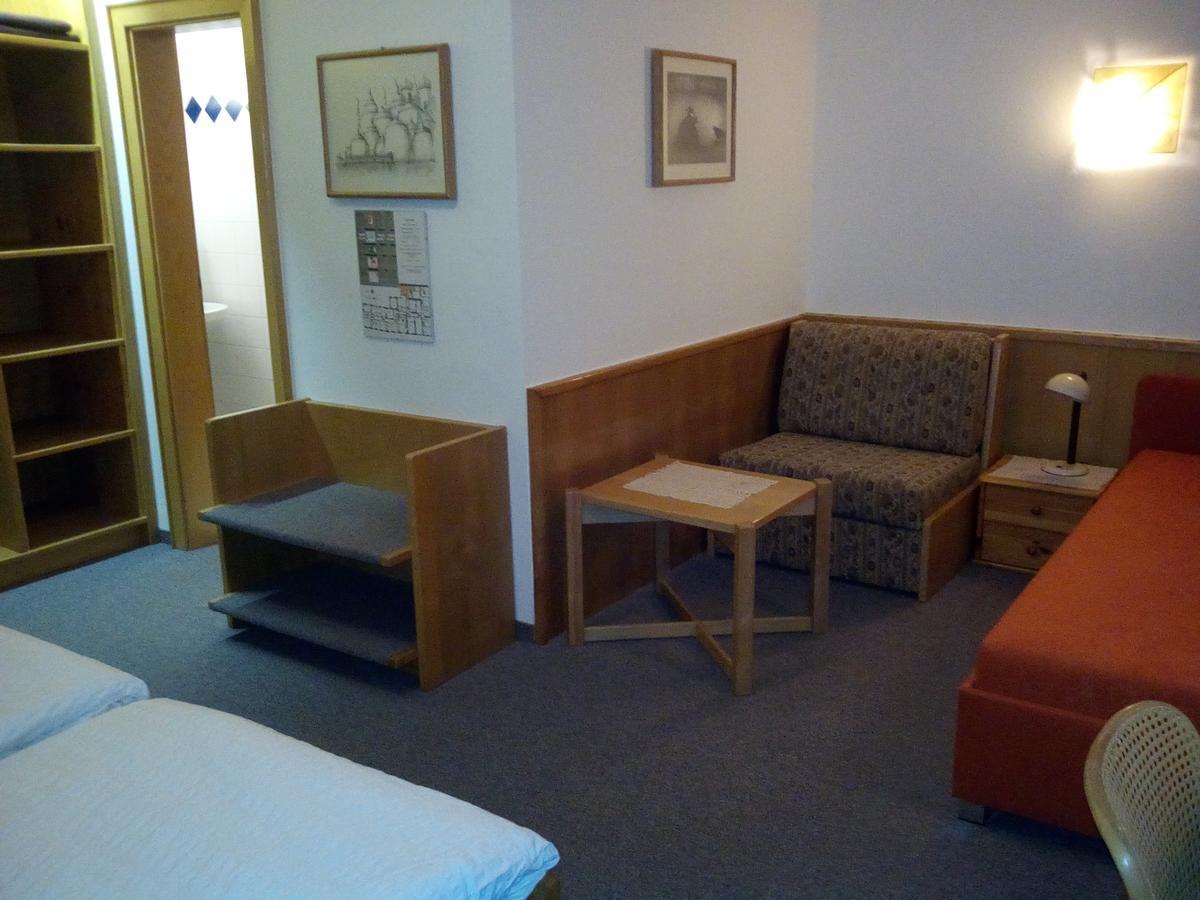 Hotel Zum Goldenen Hirschen Göstling an der Ybbs Eksteriør billede