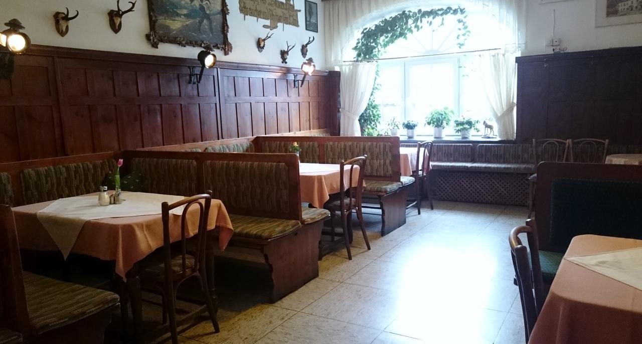 Hotel Zum Goldenen Hirschen Göstling an der Ybbs Eksteriør billede