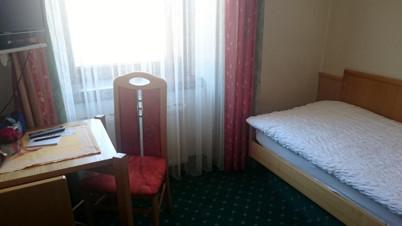 Hotel Zum Goldenen Hirschen Göstling an der Ybbs Eksteriør billede