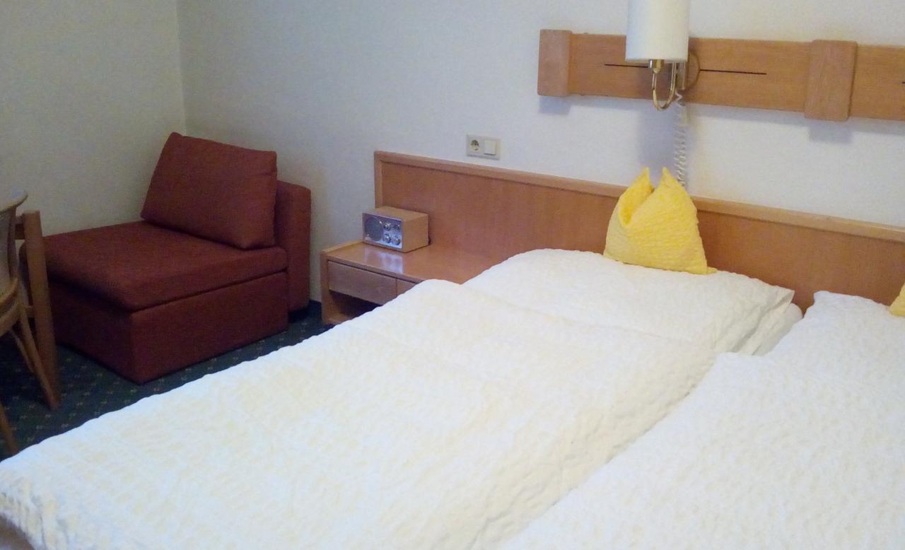 Hotel Zum Goldenen Hirschen Göstling an der Ybbs Eksteriør billede
