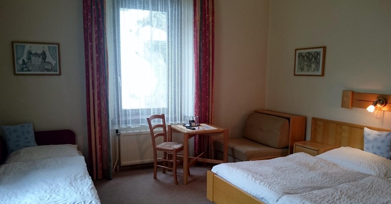 Hotel Zum Goldenen Hirschen Göstling an der Ybbs Eksteriør billede
